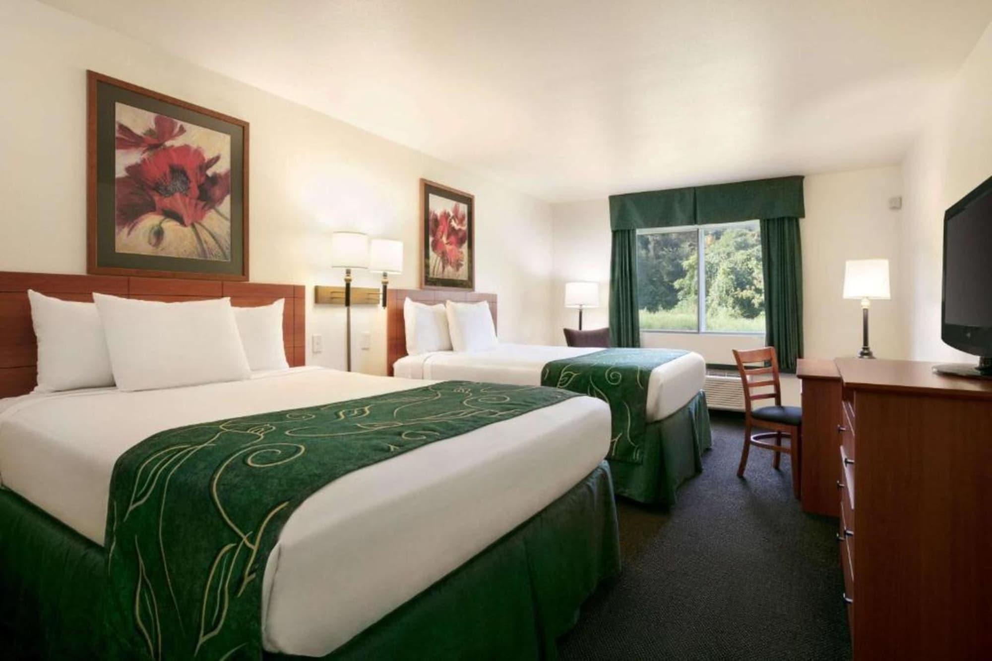 Travelodge By Wyndham Livonia Eksteriør bilde