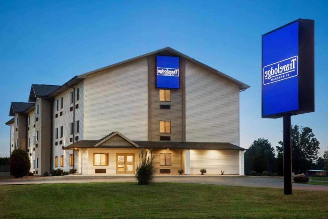 Travelodge By Wyndham Livonia Eksteriør bilde